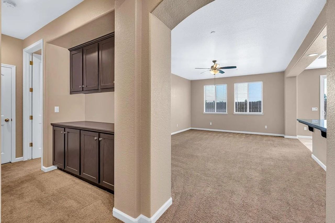 636 Lamoglia St - Photo 5 of 18