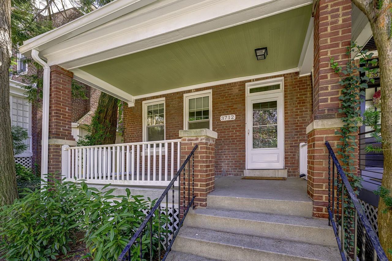 3712 Garfield St Nw - Photo 4 of 50