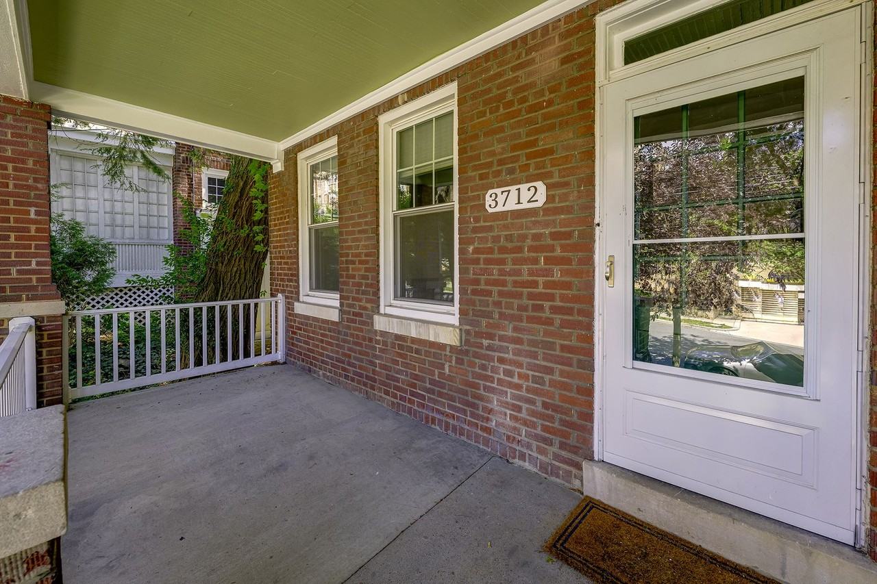 3712 Garfield St Nw - Photo 5 of 50