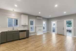 413 N Coronado St - Photo 1 of 1