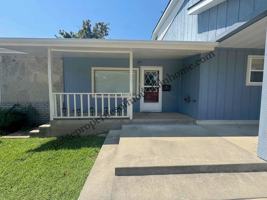 featured image of 101 Paces Ferry Dr