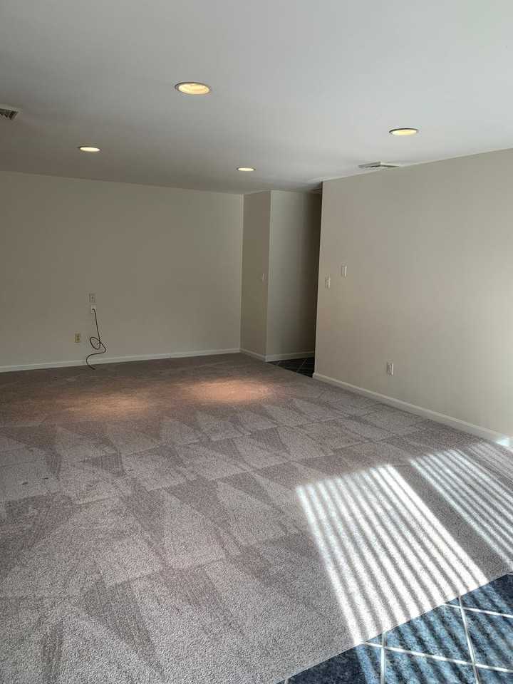 16 Windsor Blvd - Photo 5 of 16