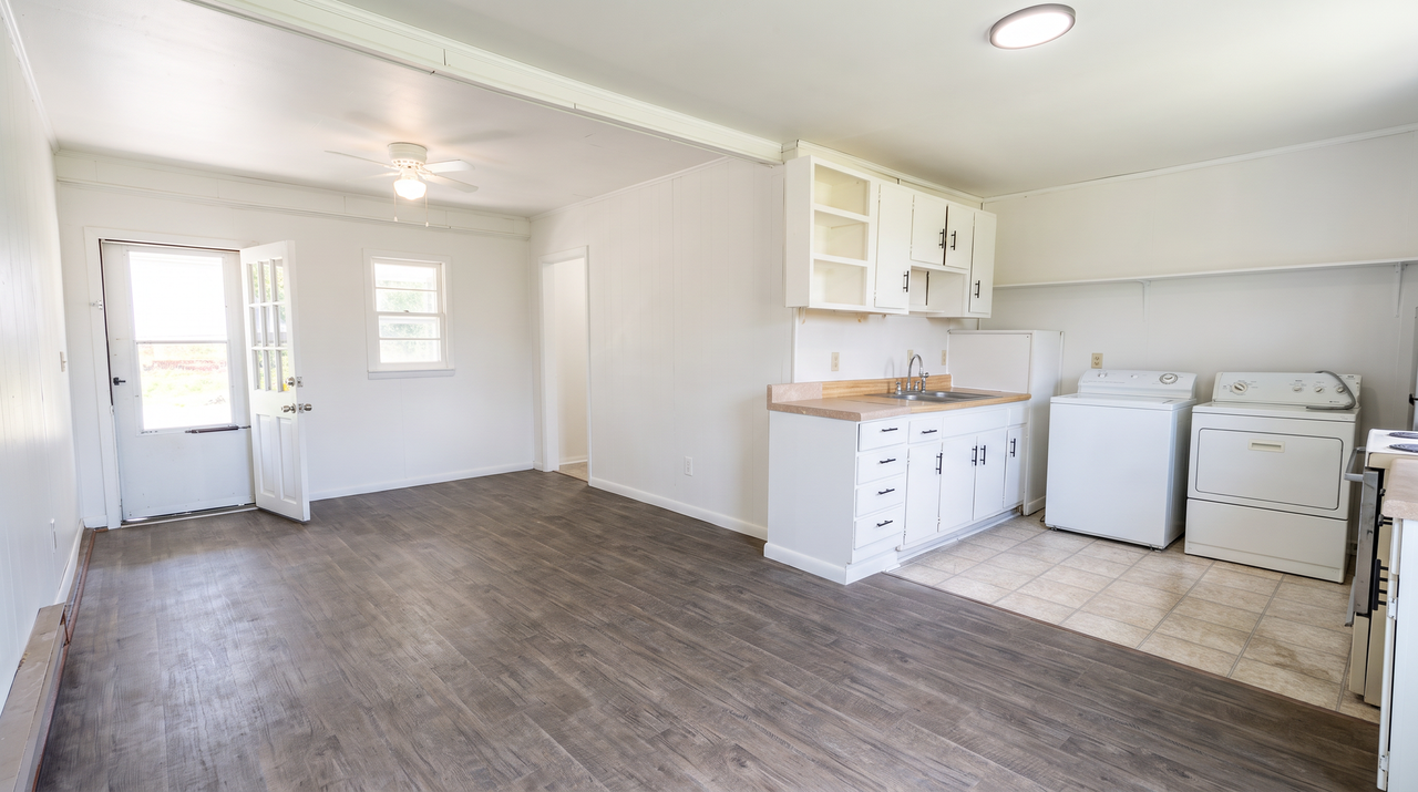 134-B Ideal Dr Se - Photo 5 of 9