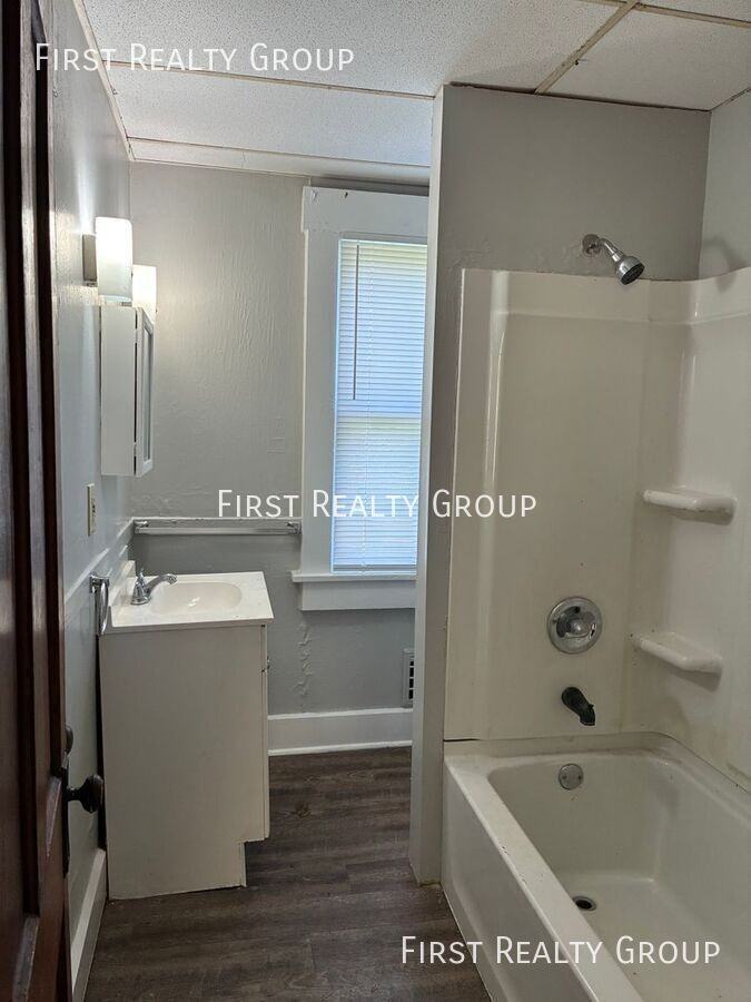 338 Cincinnati Ave - Photo 7 of 7