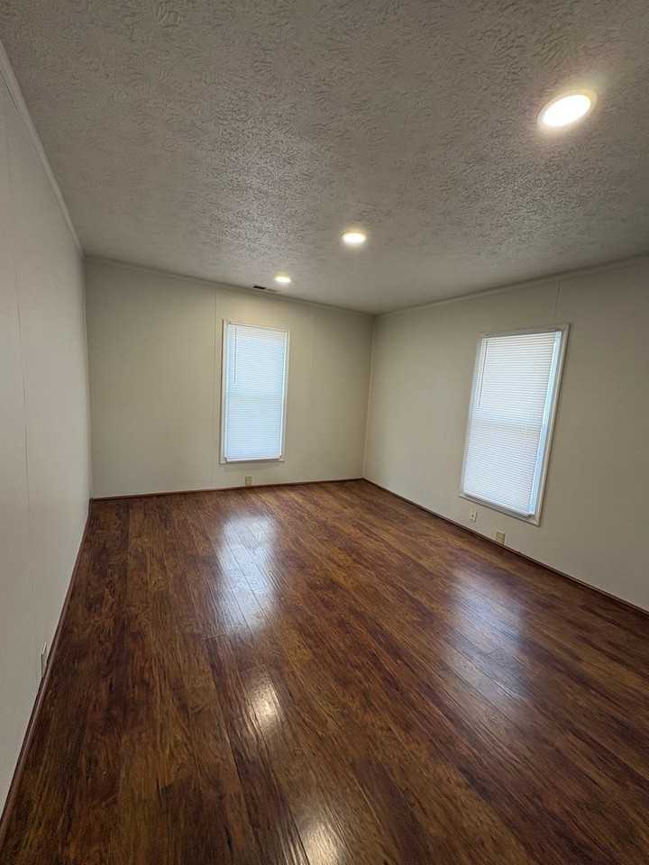 285 Main St #2 - Photo 7 of 21