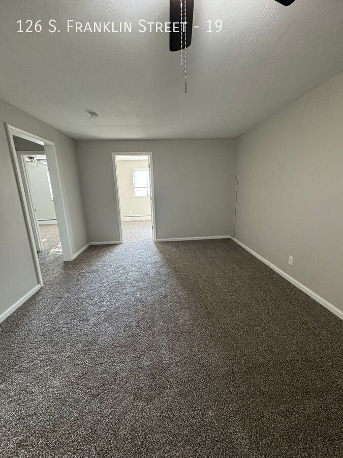 126 S Franklin St #19 - Photo 2 of 14