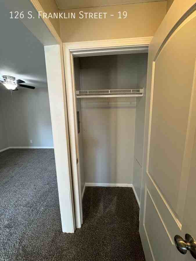 126 S Franklin St #19 - Photo 4 of 14