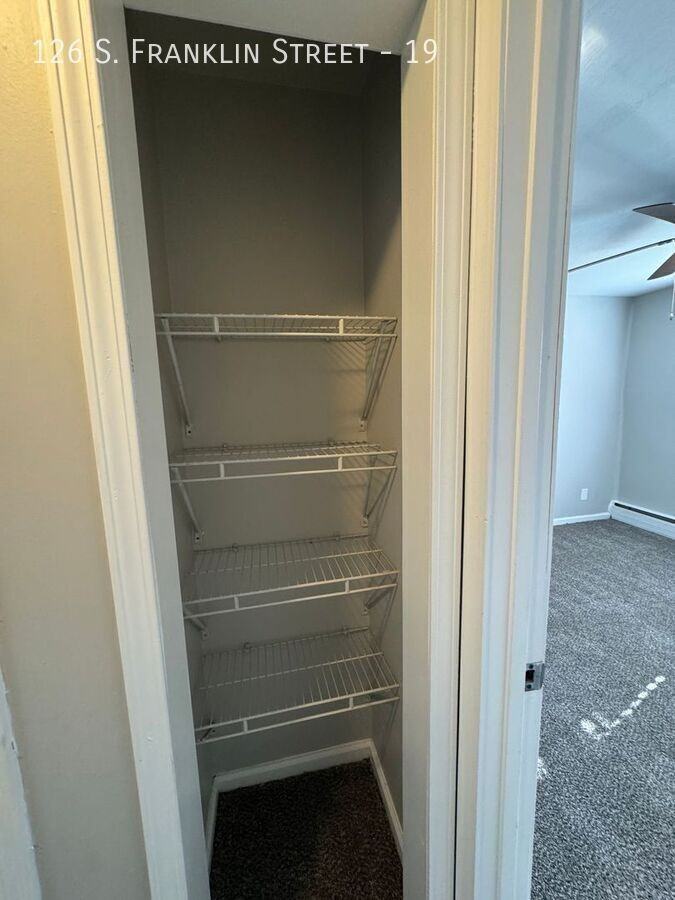126 S Franklin St #19 - Photo 7 of 14