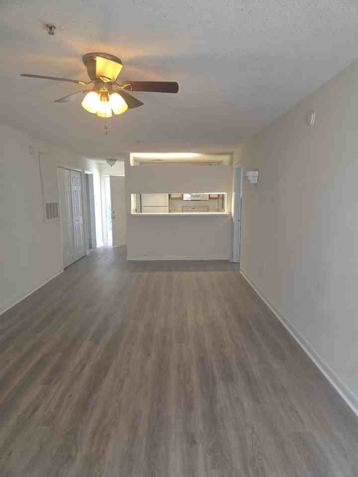 1440 Collegiate Cir - Photo 7 of 13