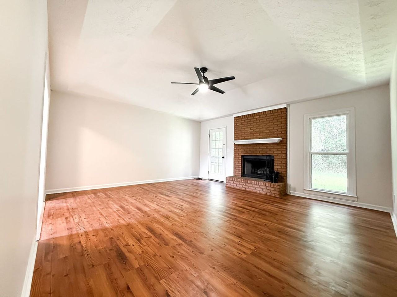 239 Lee Road 851 - Photo 5 of 21