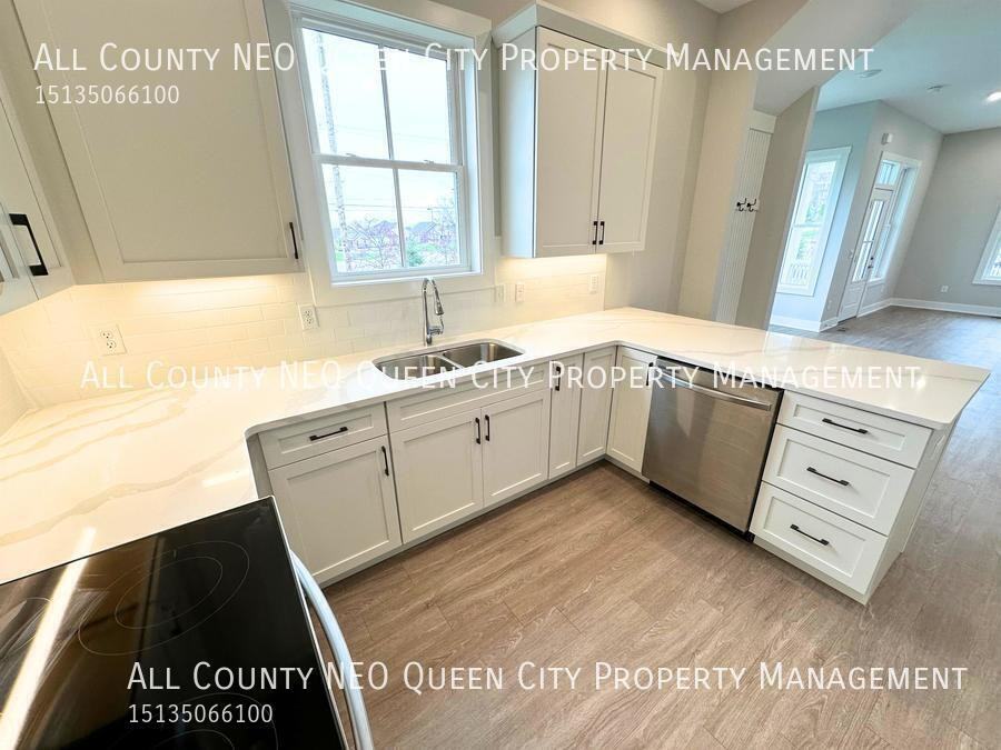 3859 Anderson St #B - Photo 7 of 20