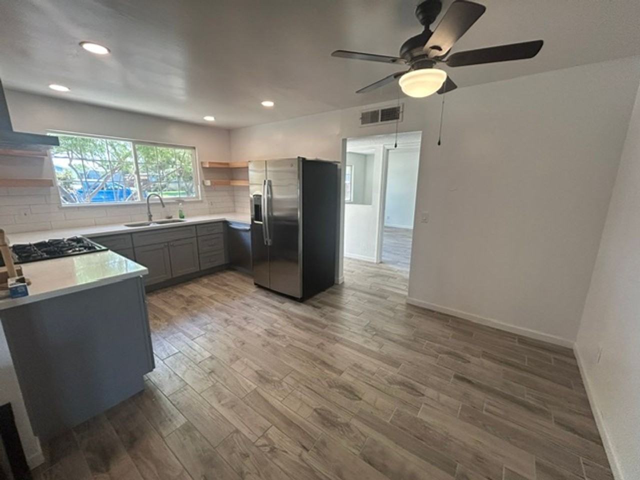 4030 W Ashland Ave - Photo 5 of 17
