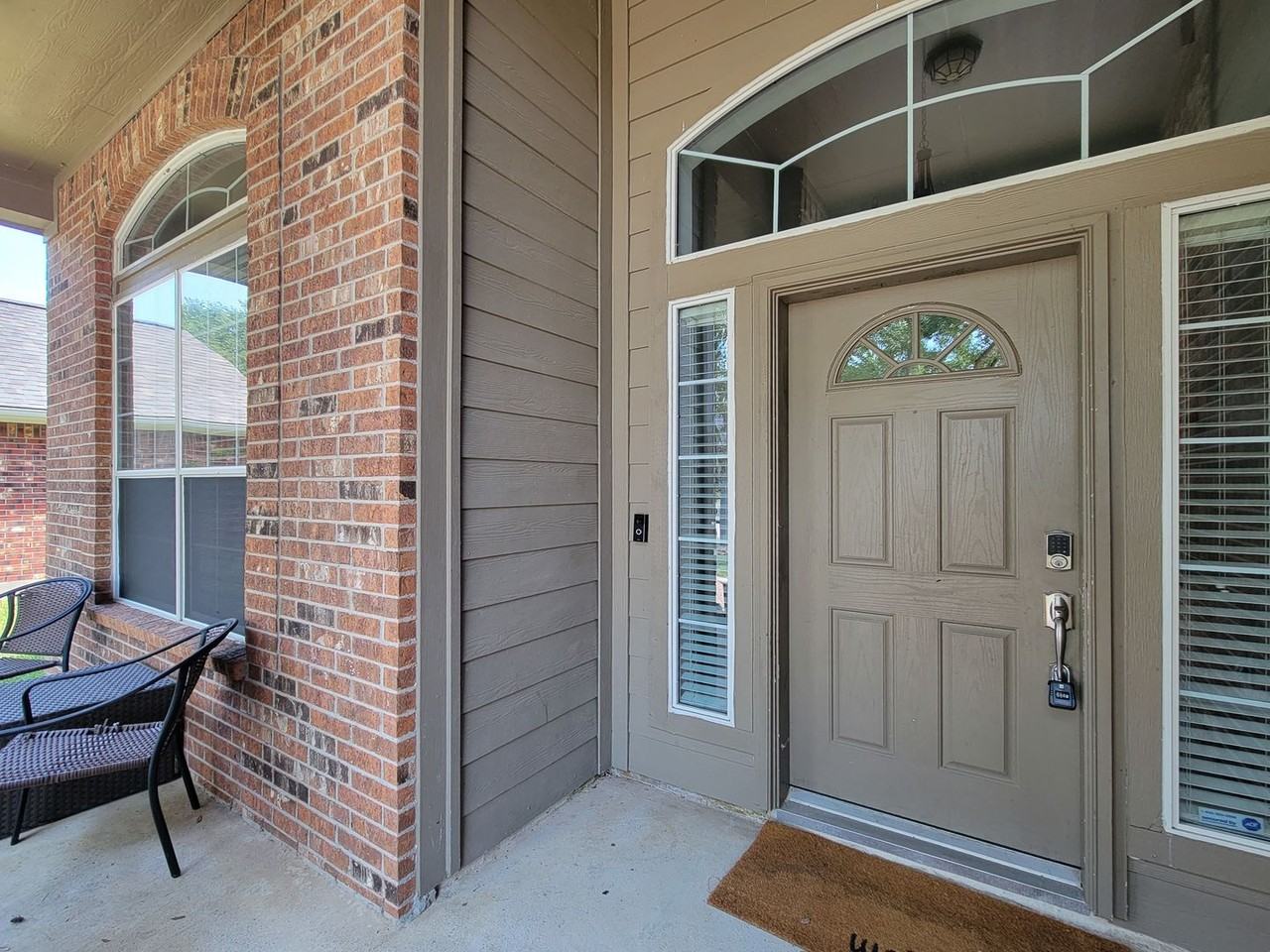 6511 Canyon Mist Ln - Photo 2 of 50