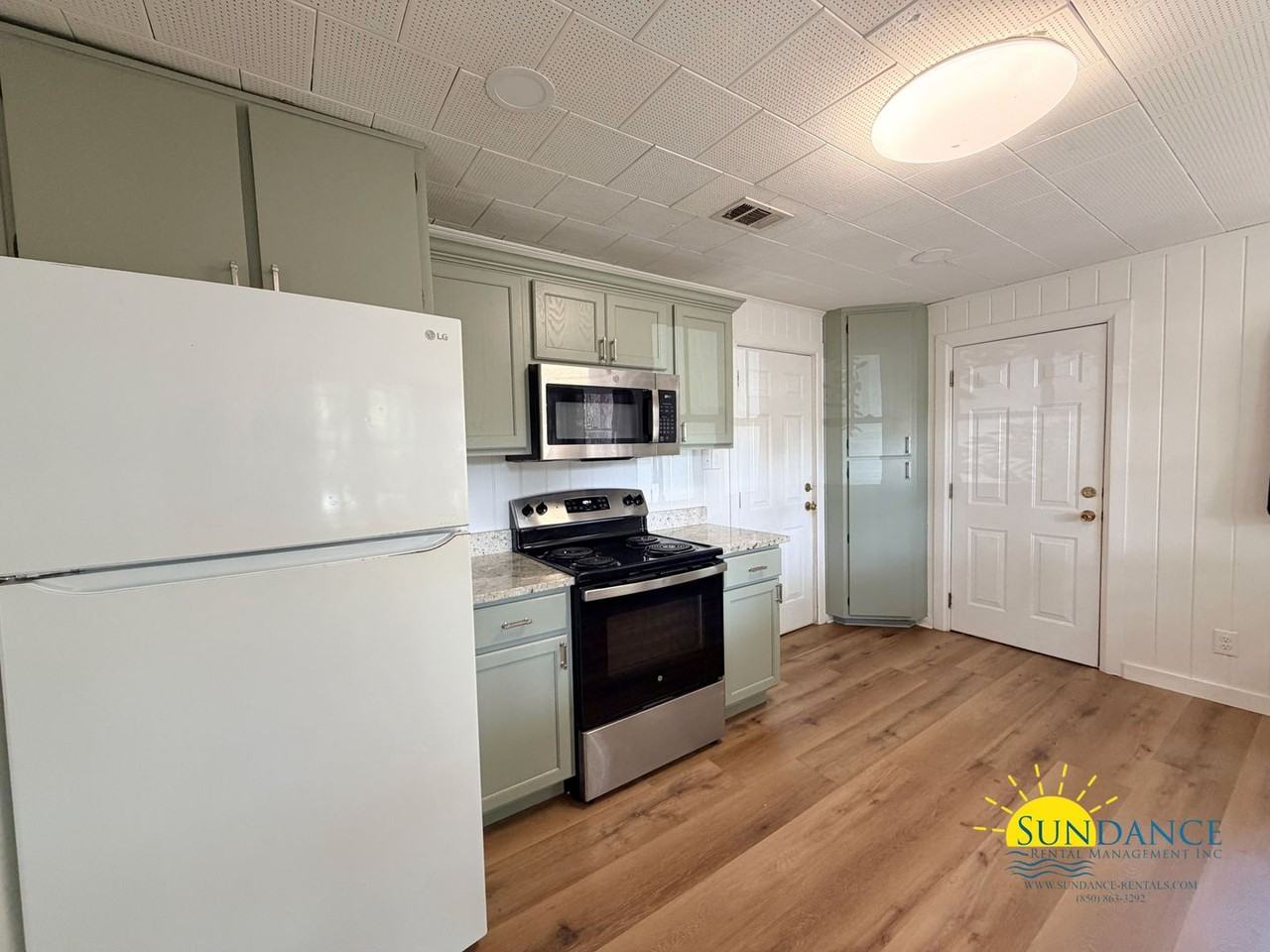 1023 Judith Ave - Photo 5 of 22