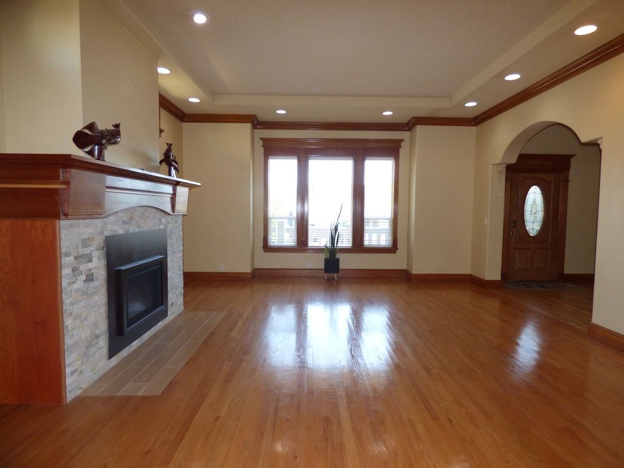 4465 Countryside Ct Ne - Photo 3 of 50