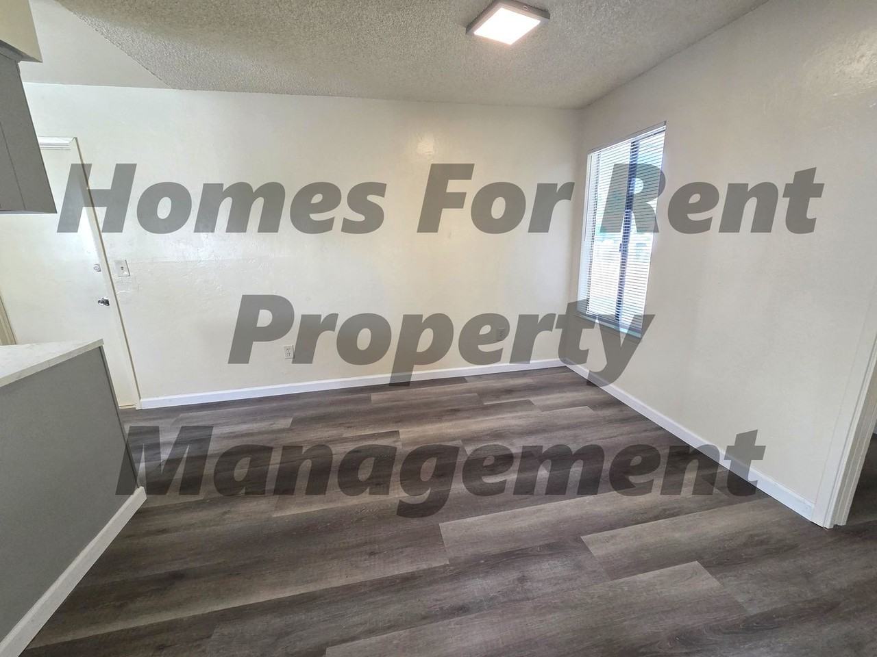 1932 W Prospect Ave - Photo 3 of 10