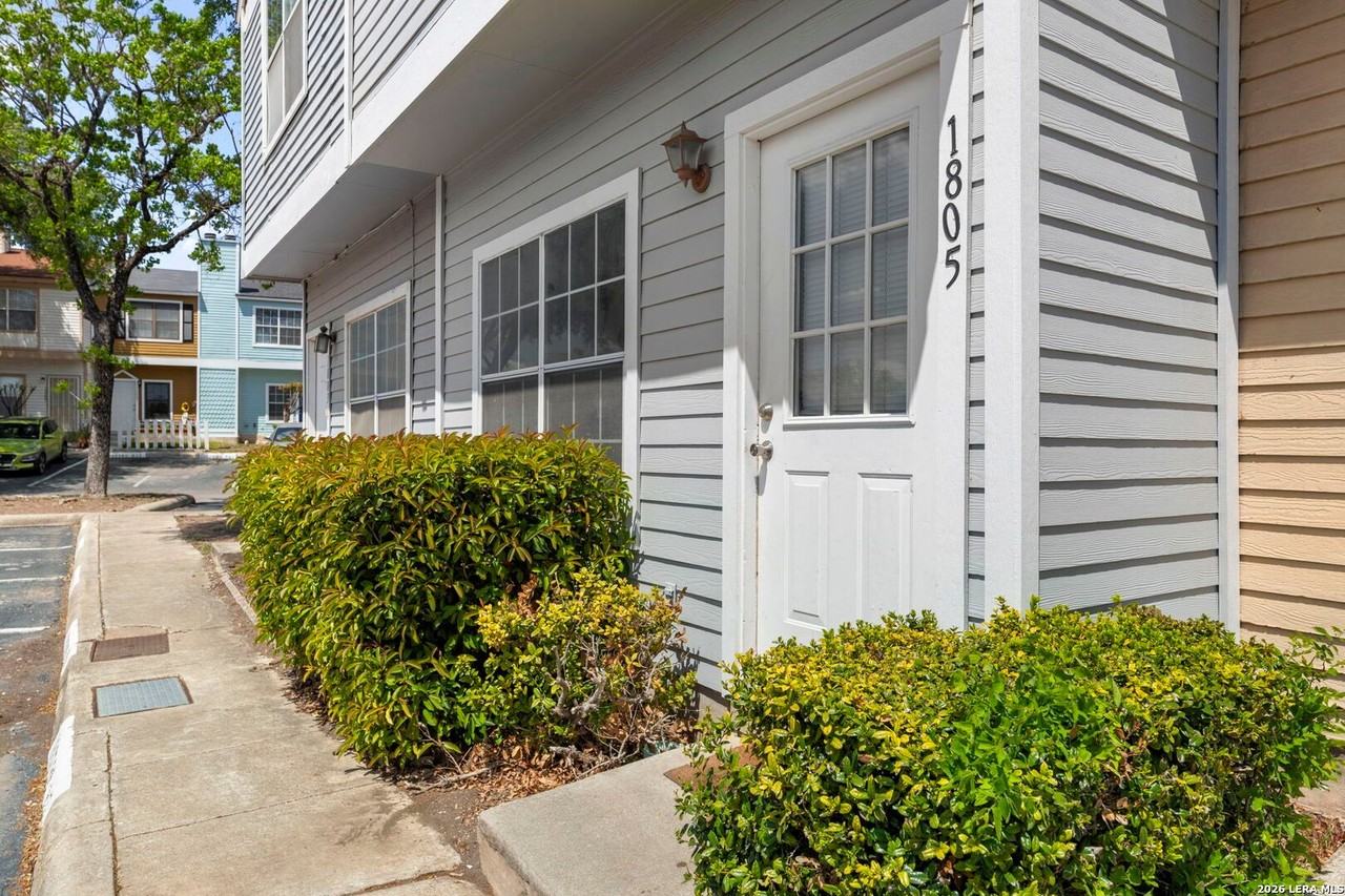 1805 Budding Blvd - Photo 3 of 25
