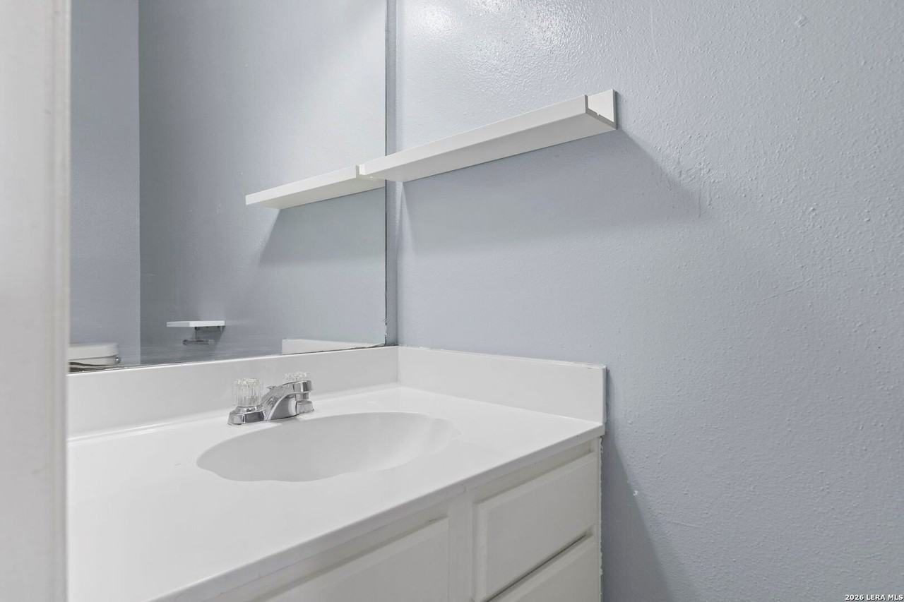 1805 Budding Blvd - Photo 6 of 25