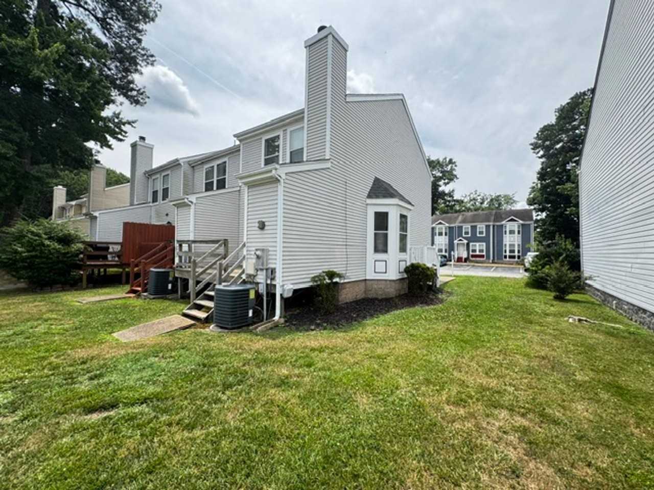 1111 Palmerton Dr - Photo 2 of 11
