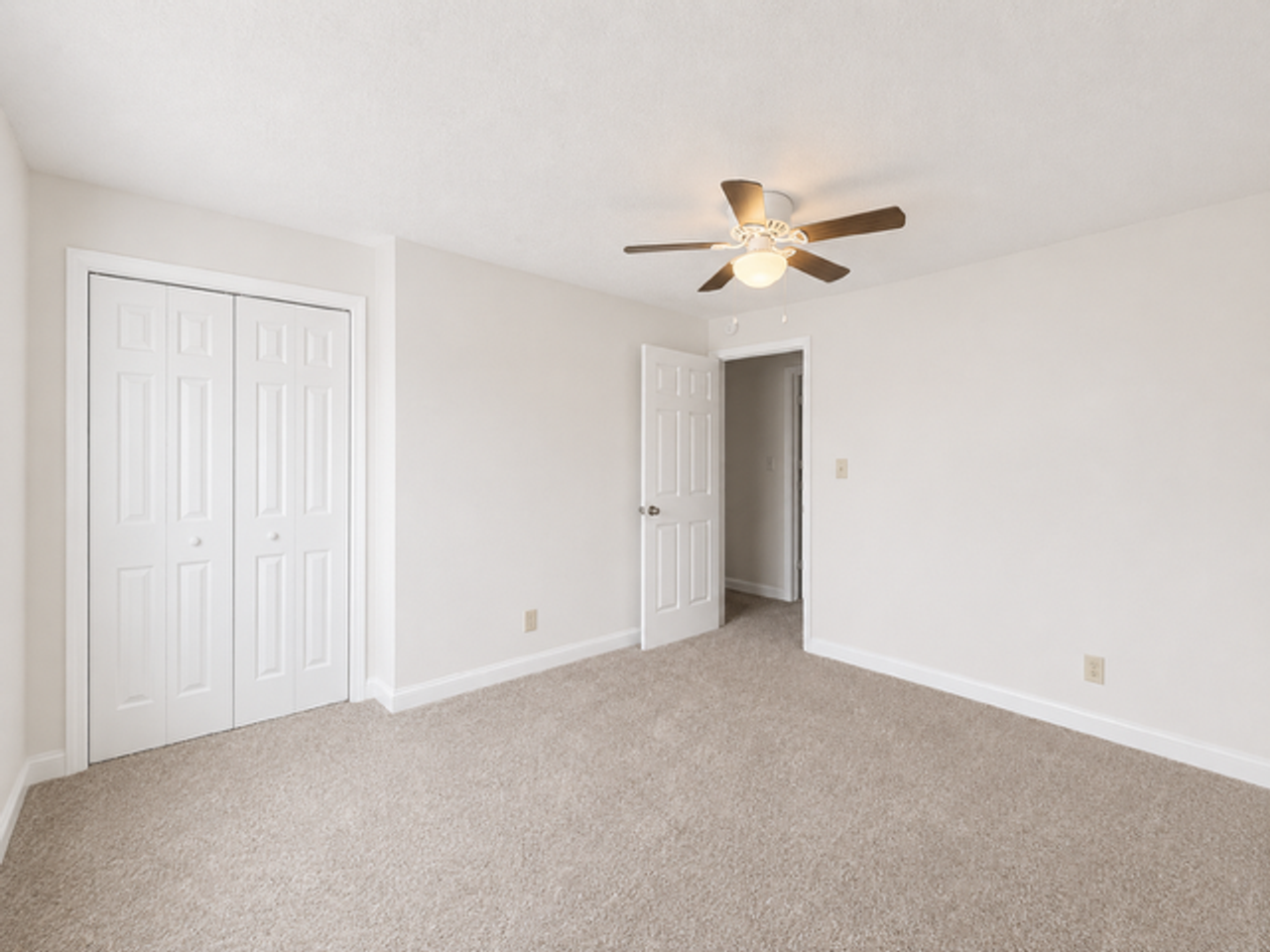 1111 Palmerton Dr - Photo 7 of 11