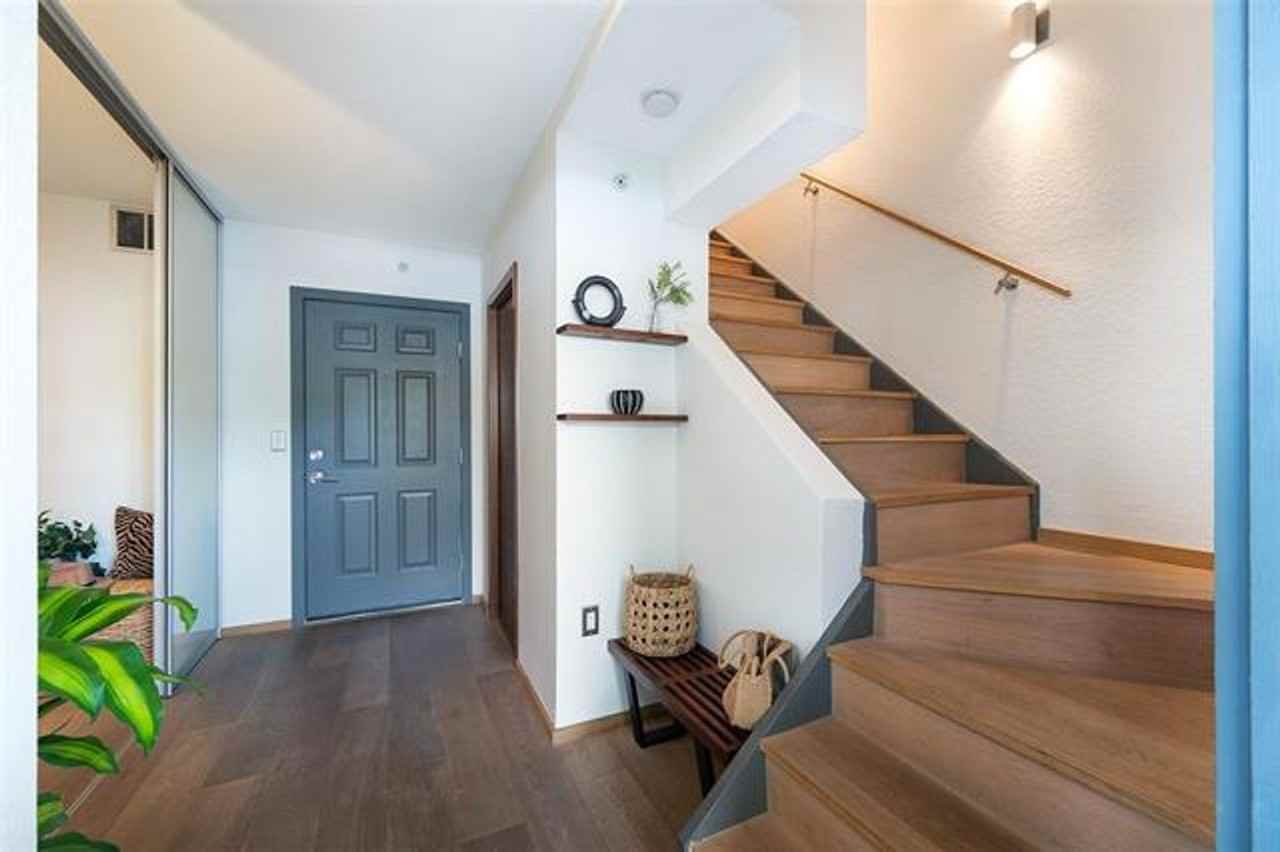 540 540 NE 7th Ave th 1 - Photo 3 of 28