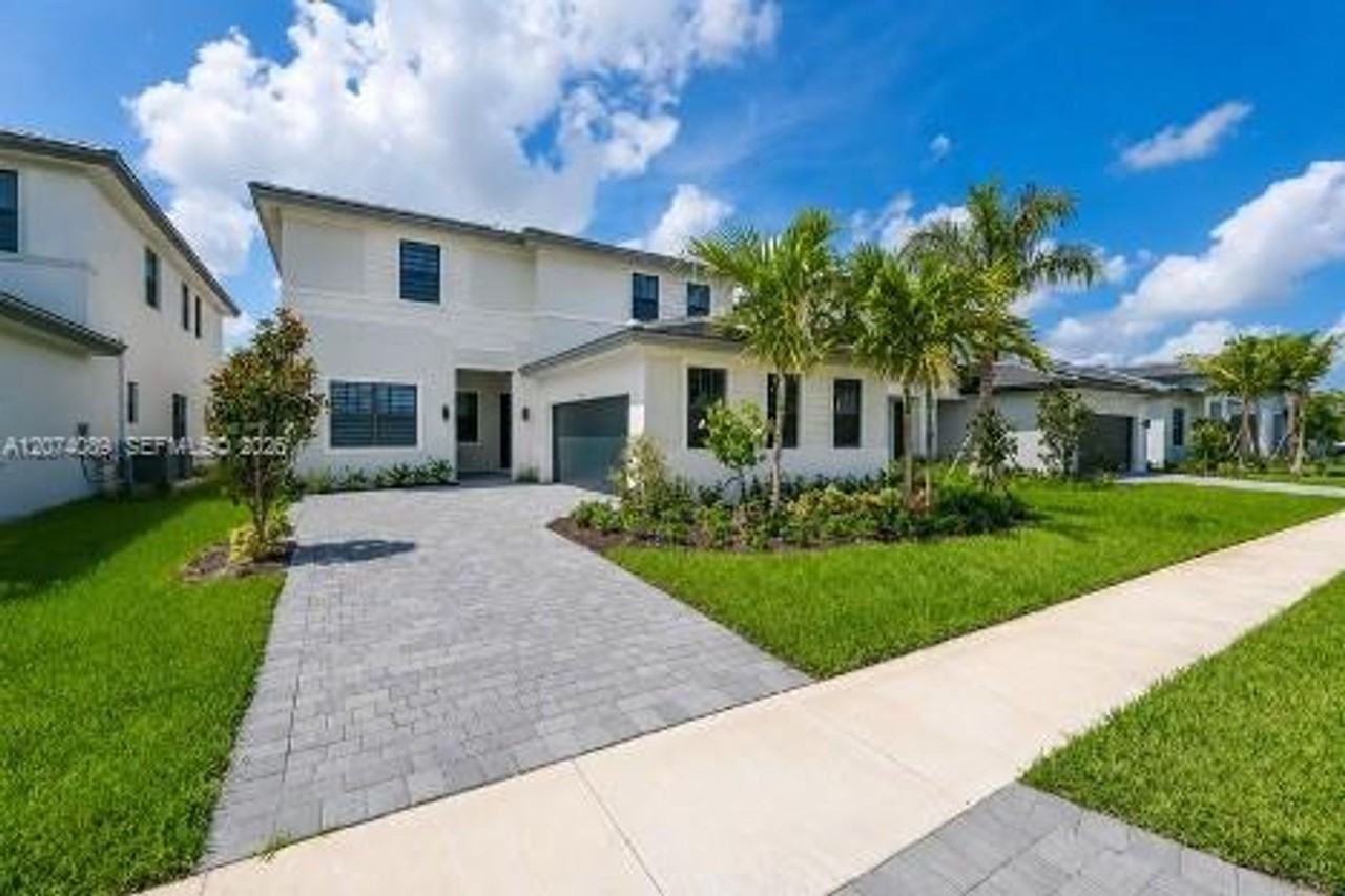 17552 Sw 46th St - Photo 4 of 21