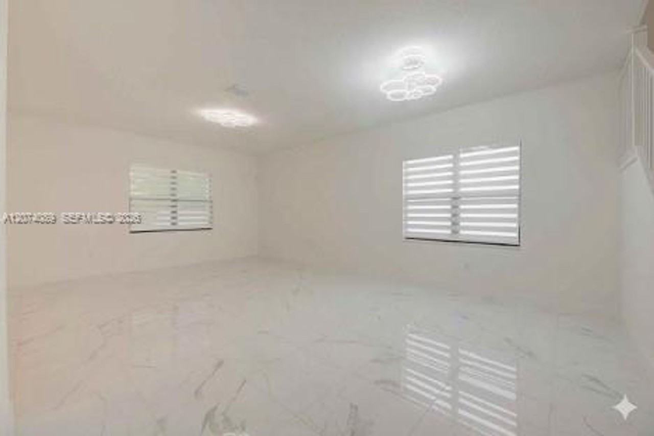 17552 Sw 46th St - Photo 6 of 21