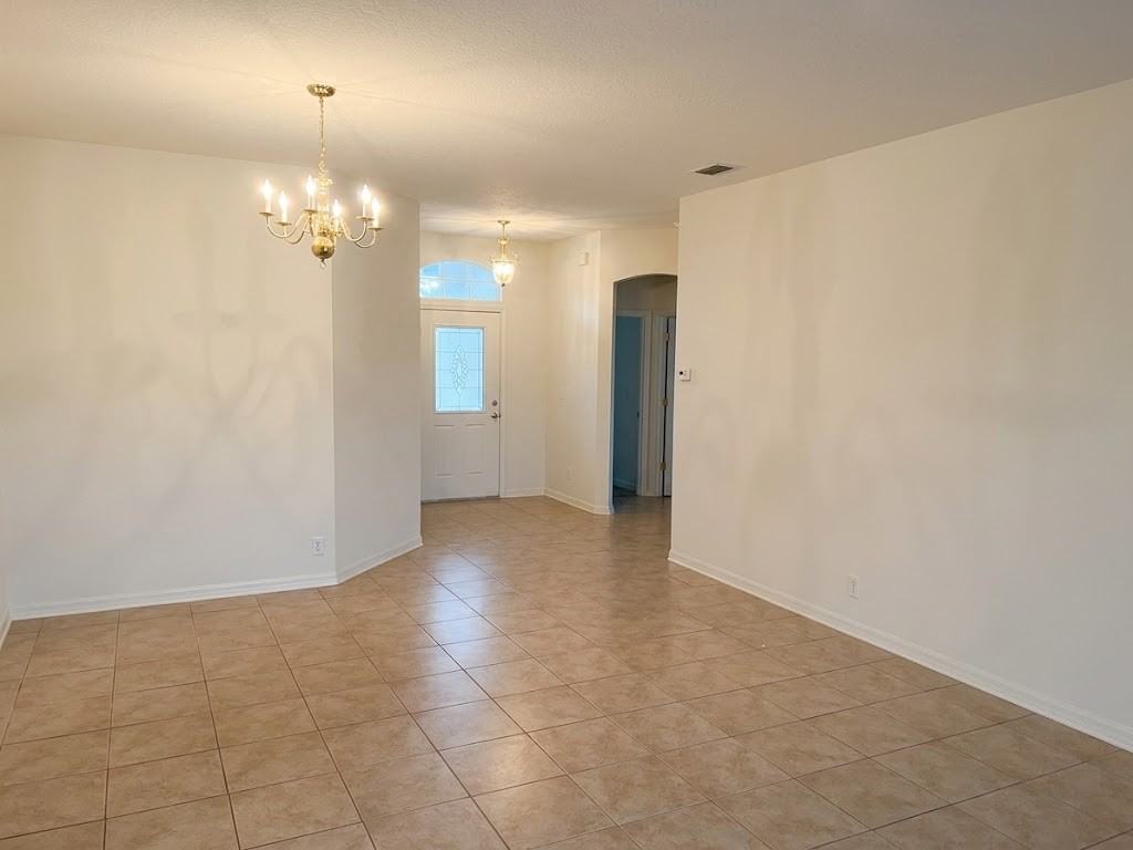 465 Victoria Hills Dr #NA - Photo 3 of 19