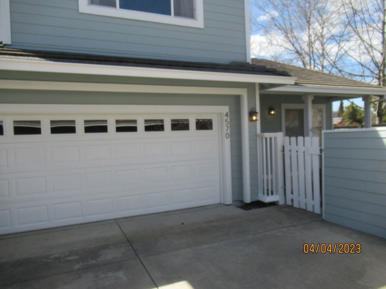 4570 Stillson St - Photo 2 of 11