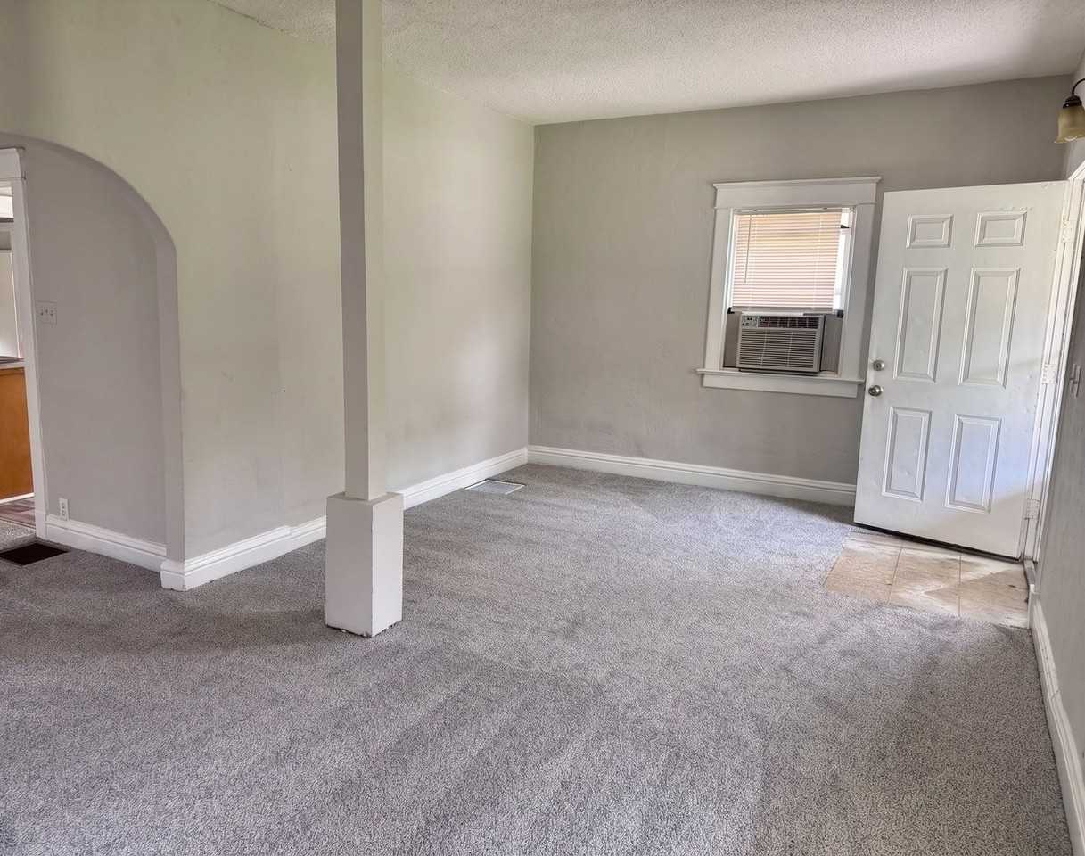 2610 Quincy St - Photo 5 of 16