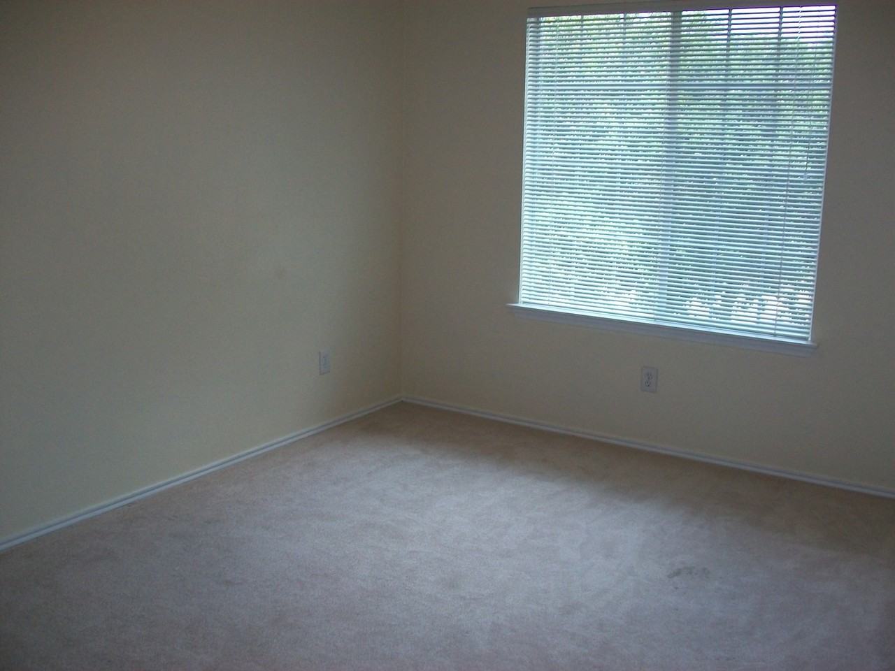2207 Cheyenne Trl - Photo 4 of 27