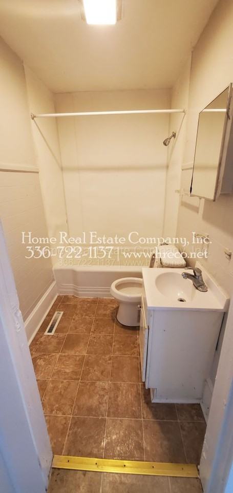 2931 Old Greensboro Rd - Photo 4 of 8