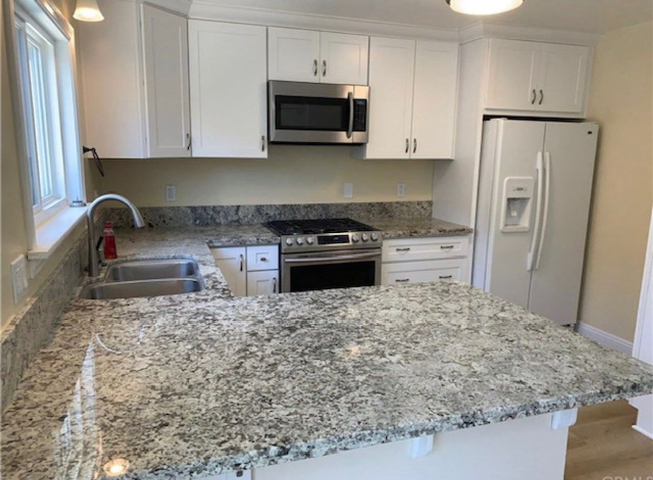 2336 Minuteman Way - Photo 6 of 23