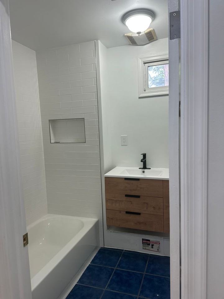 8 Randall Ct - Photo 5 of 7