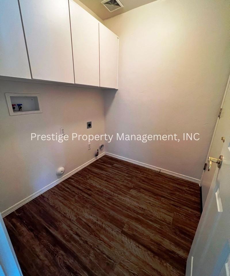 8419 S Mount Elise Rd - Photo 6 of 18