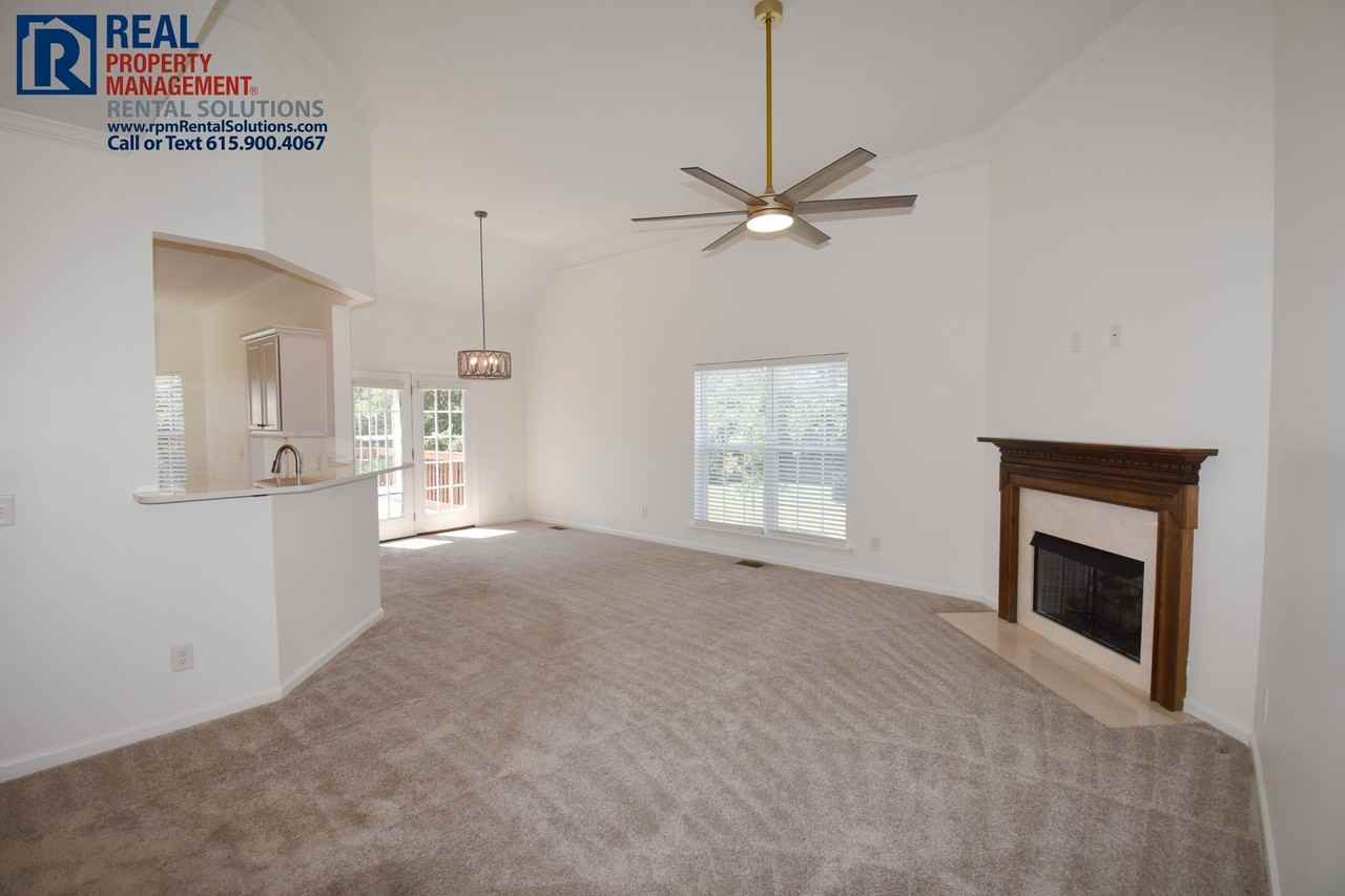 7008 Nickalus Way - Photo 4 of 29