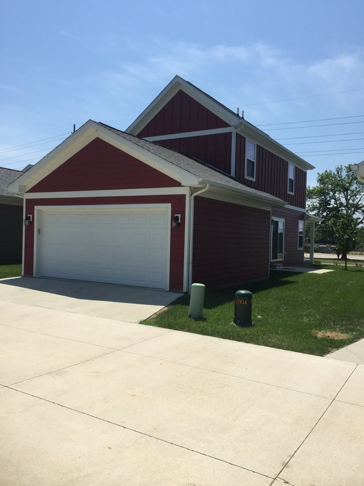 3021 W Lake Ave #NA - Photo 3 of 14