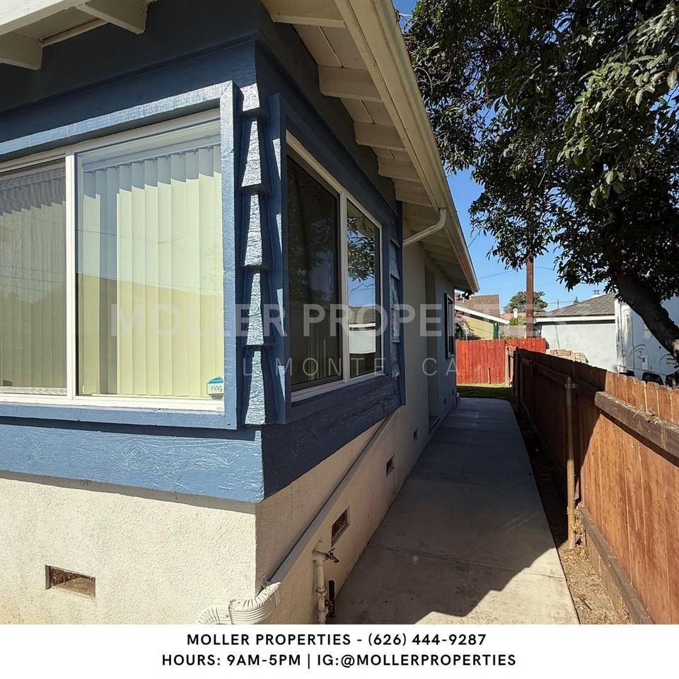 8876 Emperor Ave - Photo 3 of 15