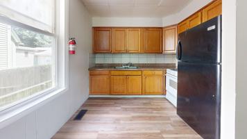 featured image of 104 8th St Ne