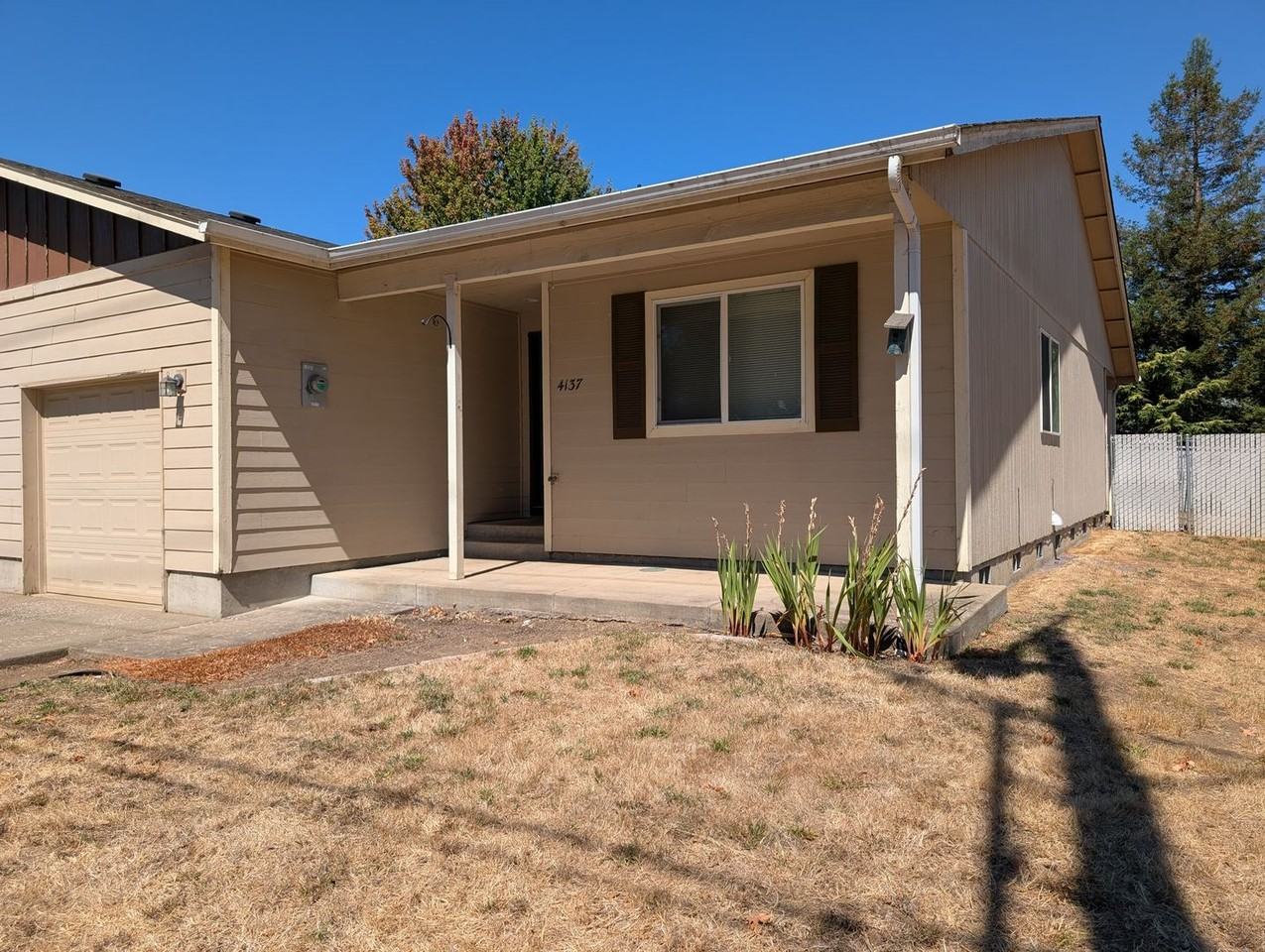 4137 Marshall Ave - Photo 3 of 23