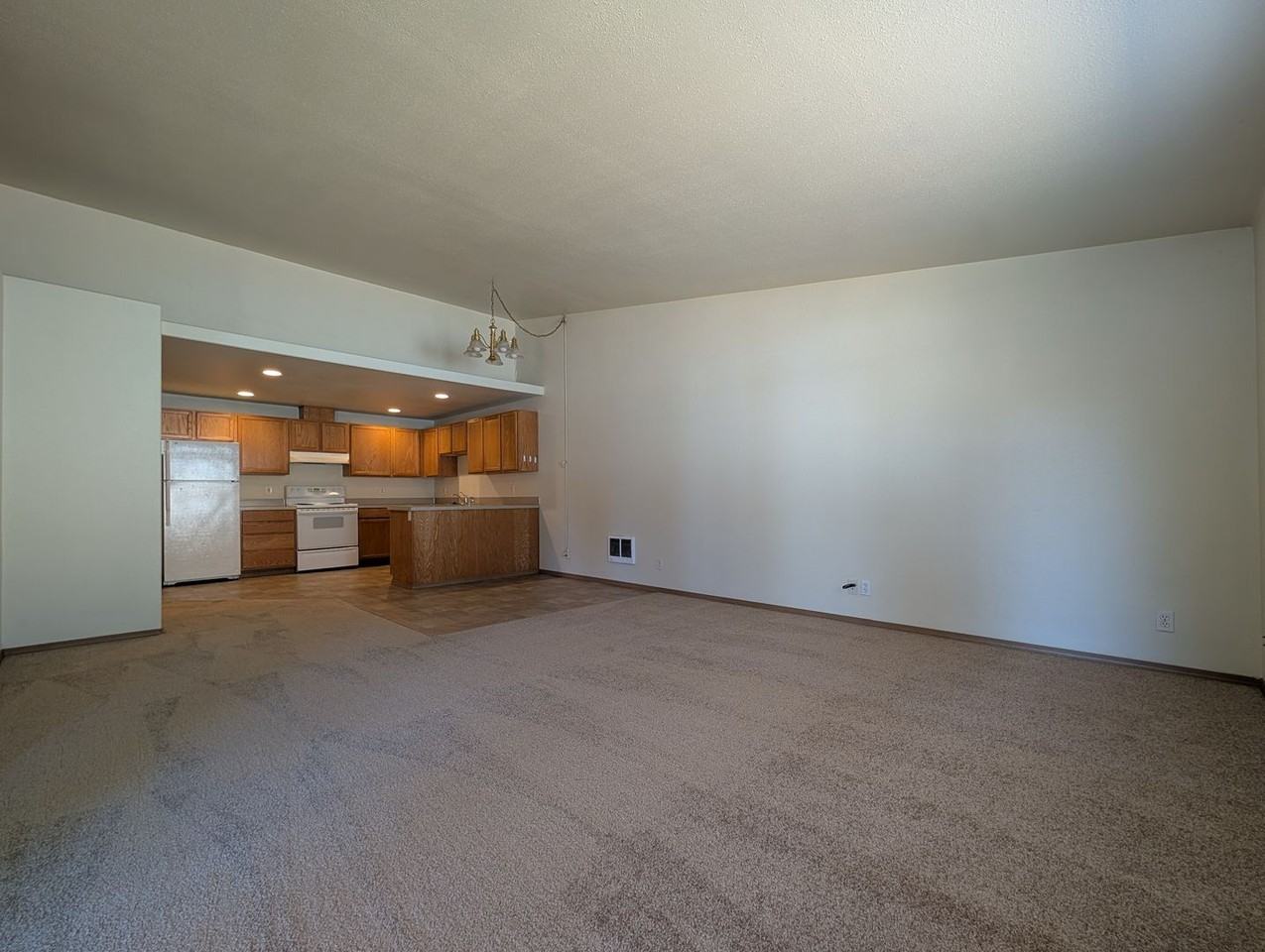 4137 Marshall Ave - Photo 6 of 23