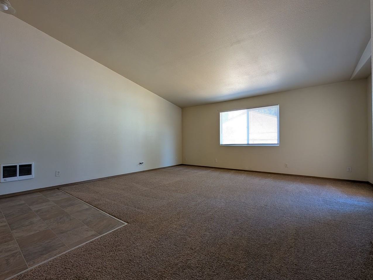 4137 Marshall Ave - Photo 7 of 23