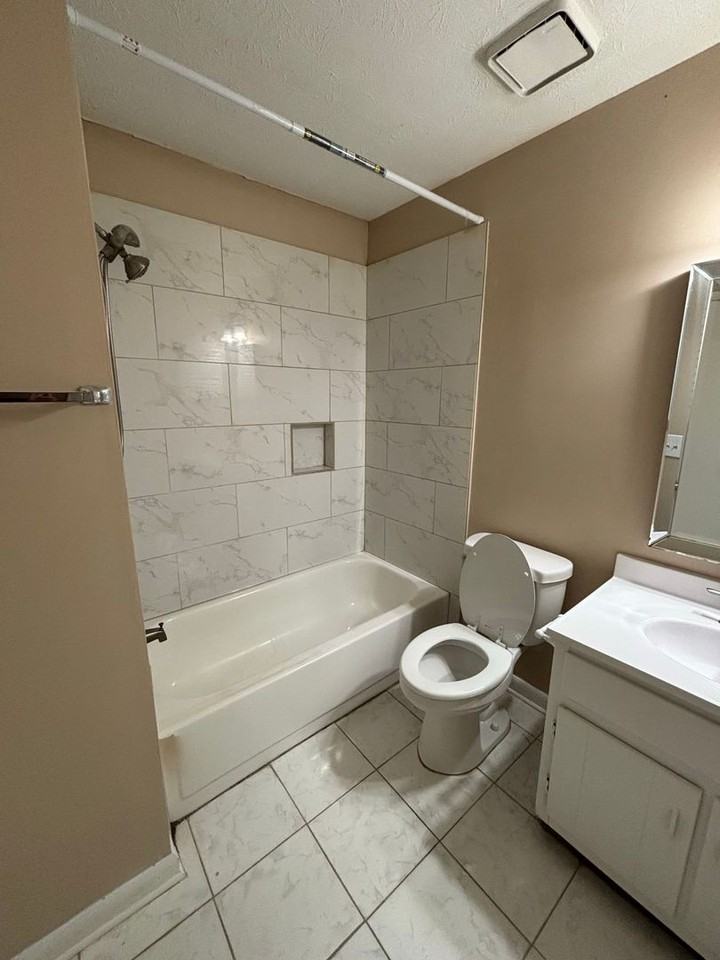 450 Prince Of Wales - Photo 6 of 7