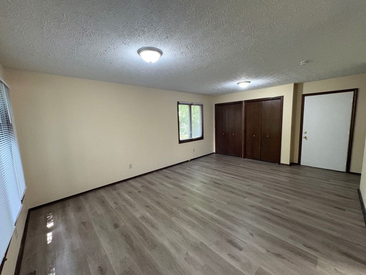 1103 S Paula Ave - Photo 4 of 13