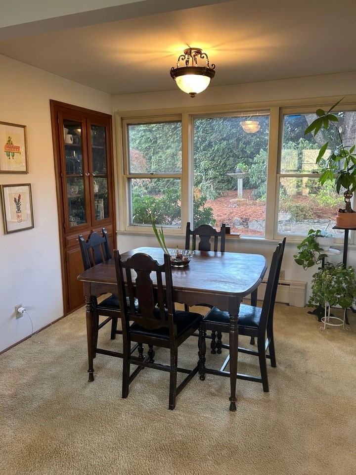 261 Eagle Pl Ne - Photo 5 of 12