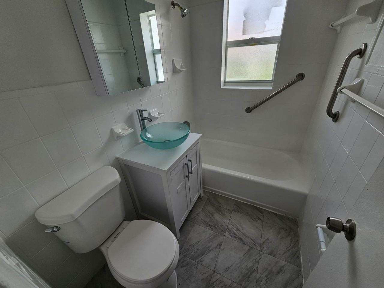 6882 Harding Ave Miami Beach, FL 33141 - Photo 4 of 6