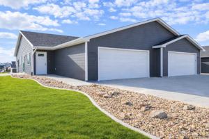 featured image of 590 Westwind Rd