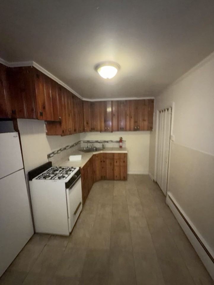 167 W Norris St - Photo 2 of 11