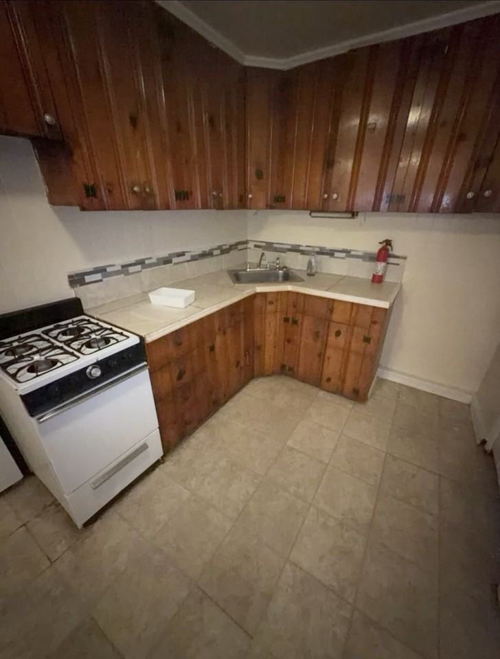 167 W Norris St - Photo 5 of 11