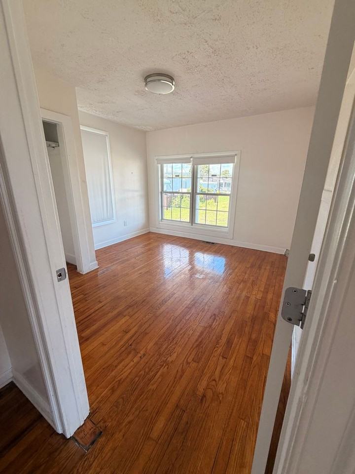 285 Warrenton Rd - Photo 6 of 17